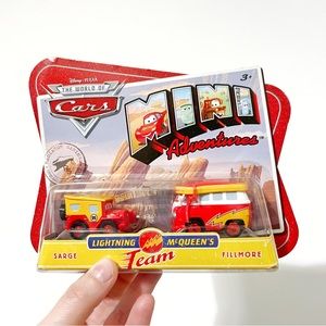 Disney Pixar The World of Cars Mini Adventures Set - Sarge & Fillmore